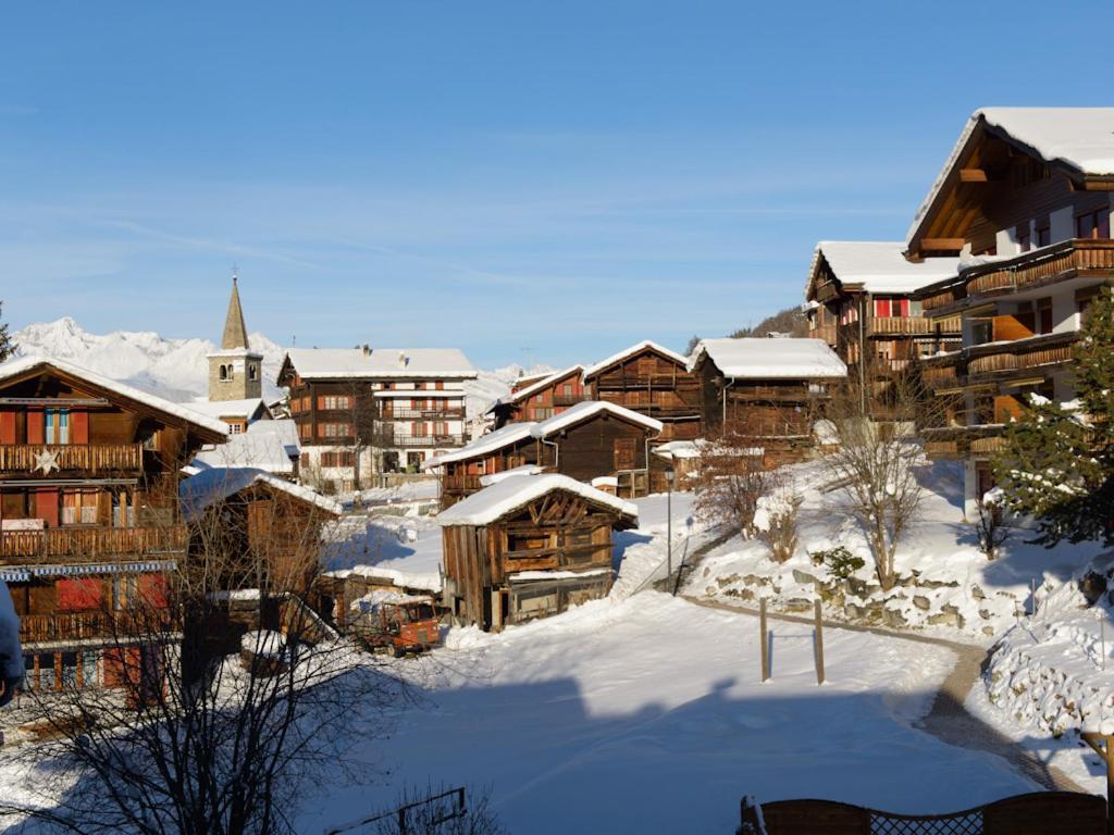 Apartment Eggeri - Das Sportliche Grächen Esterno foto